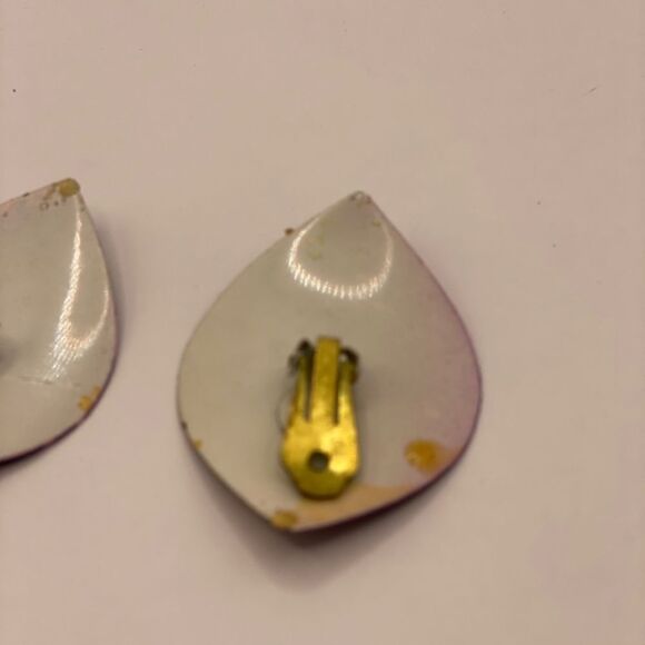 Vintage 1980’s Enamel, Glitter, and textured Earrings Clip-ons - Picture 10 of 10